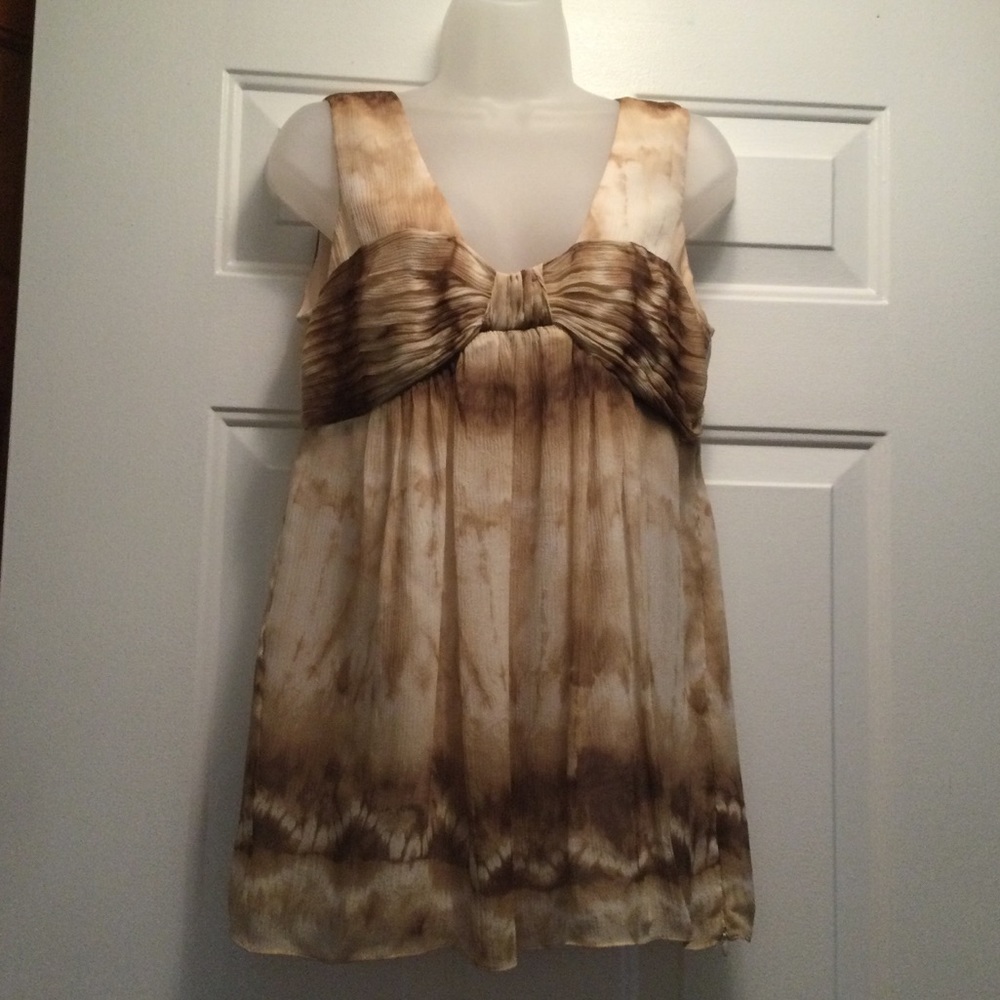 Ann Klein size M top. Lined. Excellent condition